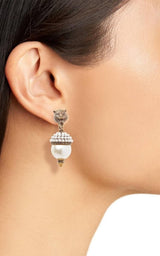 Feline Head Pearl Drop Earrings Gucci